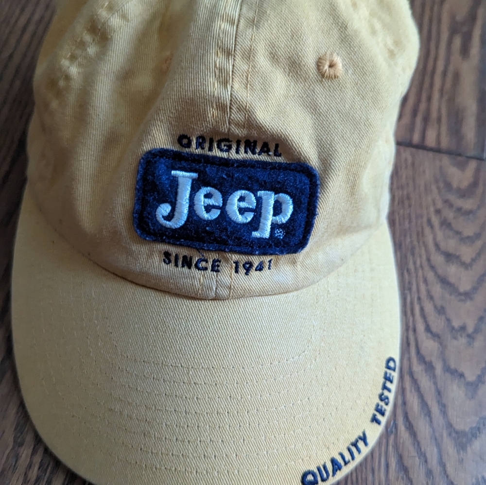 Yellow jeep cap